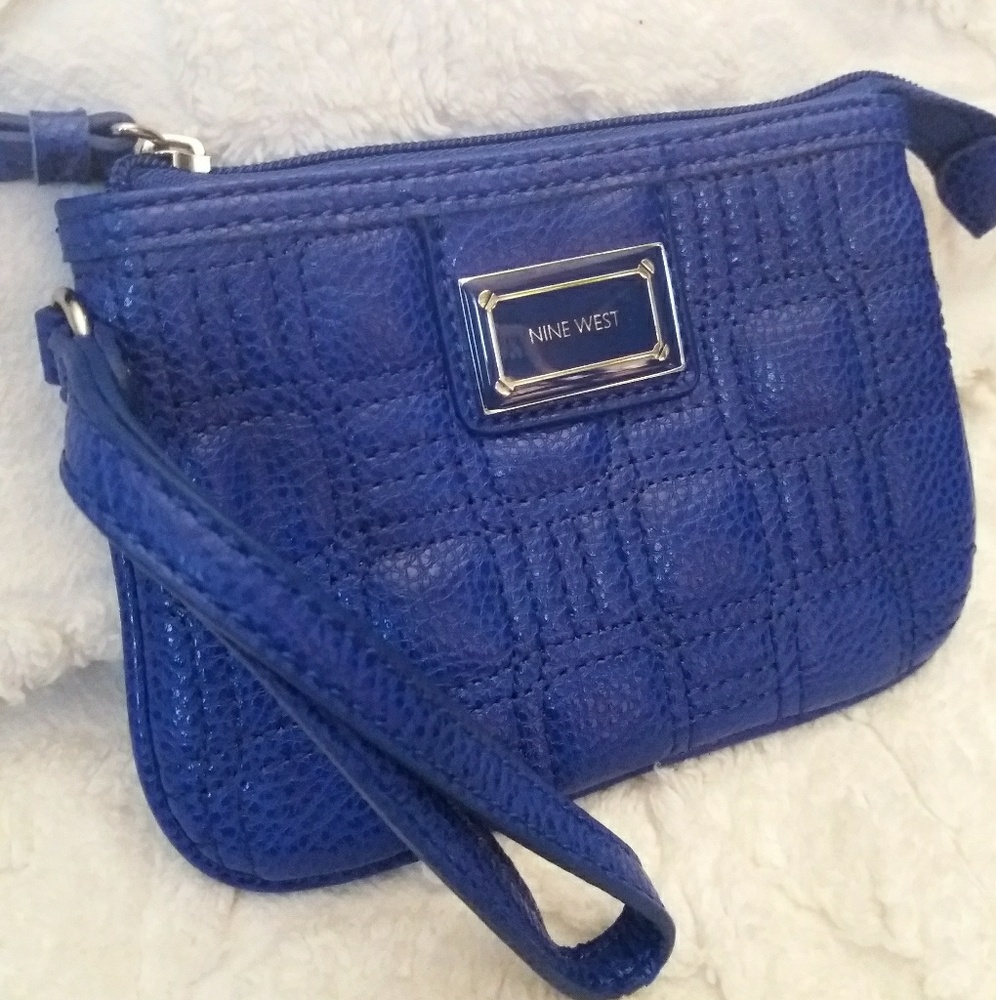 Nine West Quilted Wristlet